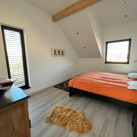 Inviting 4-bed House In Luxemburg *