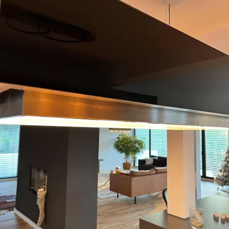 Inviting 4-bed House In Luxemburg Villa *