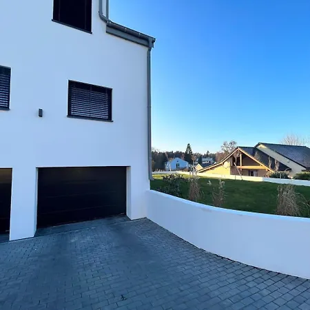 Inviting 4-bed House In Luxemburg *
