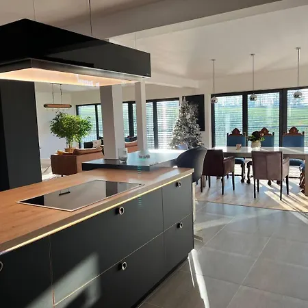 Inviting 4-bed House In Luxemburg Villa *