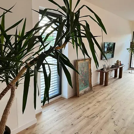 Inviting 4-bed House In Luxemburg Villa Berdorf