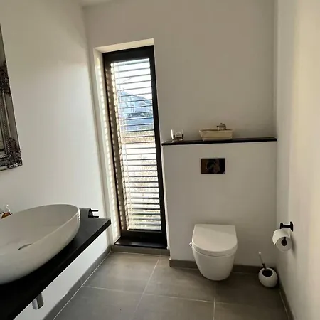 Villa House - Sleeps 8 - Pets Ok - Garden - Parking Berdorf