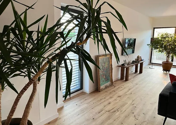 House - Sleeps 8 - Pets Ok - Garden - Parking Villa Berdorf