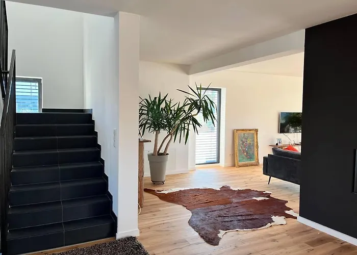 House - Sleeps 8 - Pets Ok - Garden - Parking Berdorf