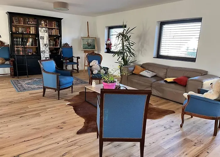 Villa House - Sleeps 8 - Pets Ok - Garden - Parking Berdorf