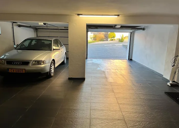 Villa House - Sleeps 8 - Pets Ok - Garden - Parking Berdorf