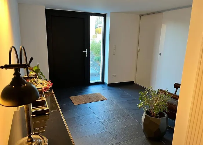House - Sleeps 8 - Pets Ok - Garden - Parking Villa Berdorf